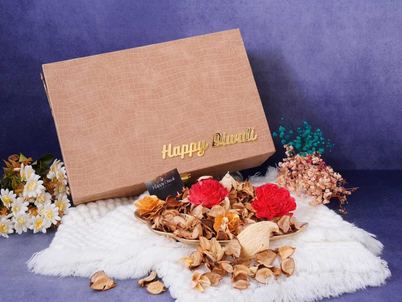 Gift Dial Hamper Box with potpourri gold plate