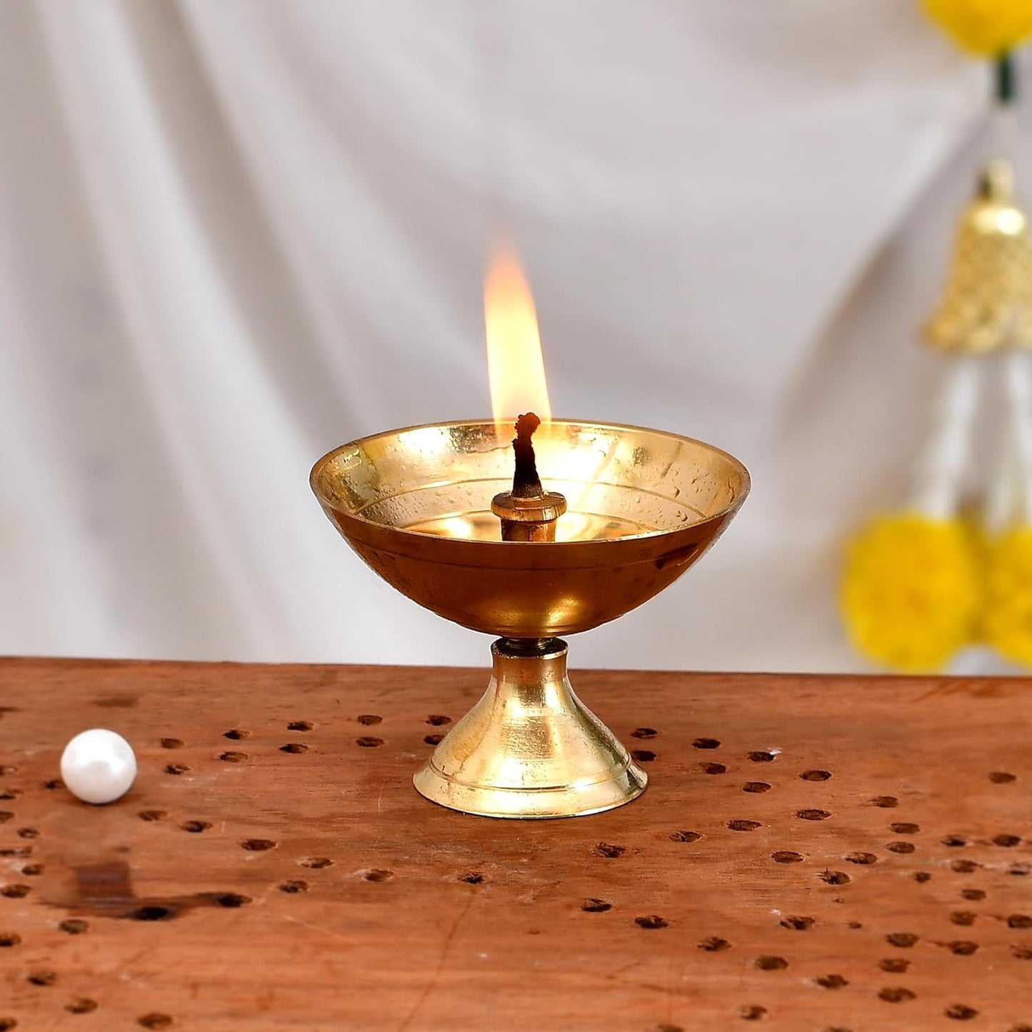 Brass Diya for Pooja (with screw)