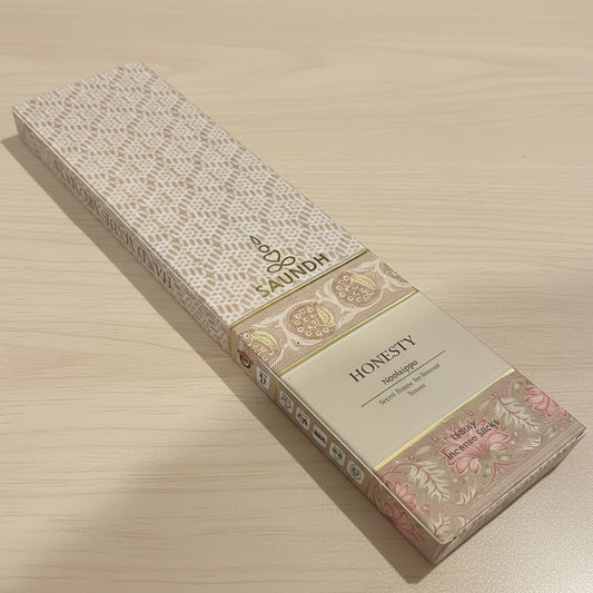Saundh Honesty luxury incense sticks( 15 Sticks )