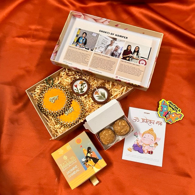 aavyaa Spiritually Sweet Gift set