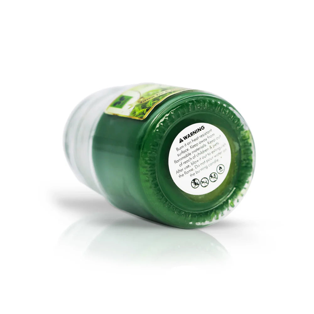 IRIS Green Tea and Bamboo Oz Jar Candle