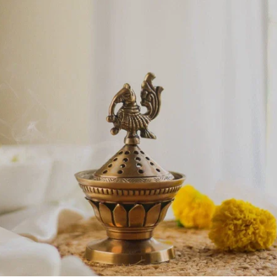 DhuniVeda Brass Burner with Cock on Lid Resin & Cone Burner Dhuni for Pooja & Decor