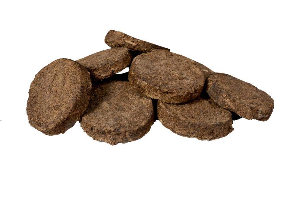 Buy Om Bhakti Cow Dung Cakes, 5 pcs + Pure Camphor Big, For Puja Purpose,  60 pcs Online at Best Price of Rs 85 - bigbasket