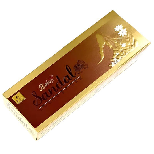 IRIS BOTANICS TEA ROSE & AGARWOOD GIFT SET aavyaa