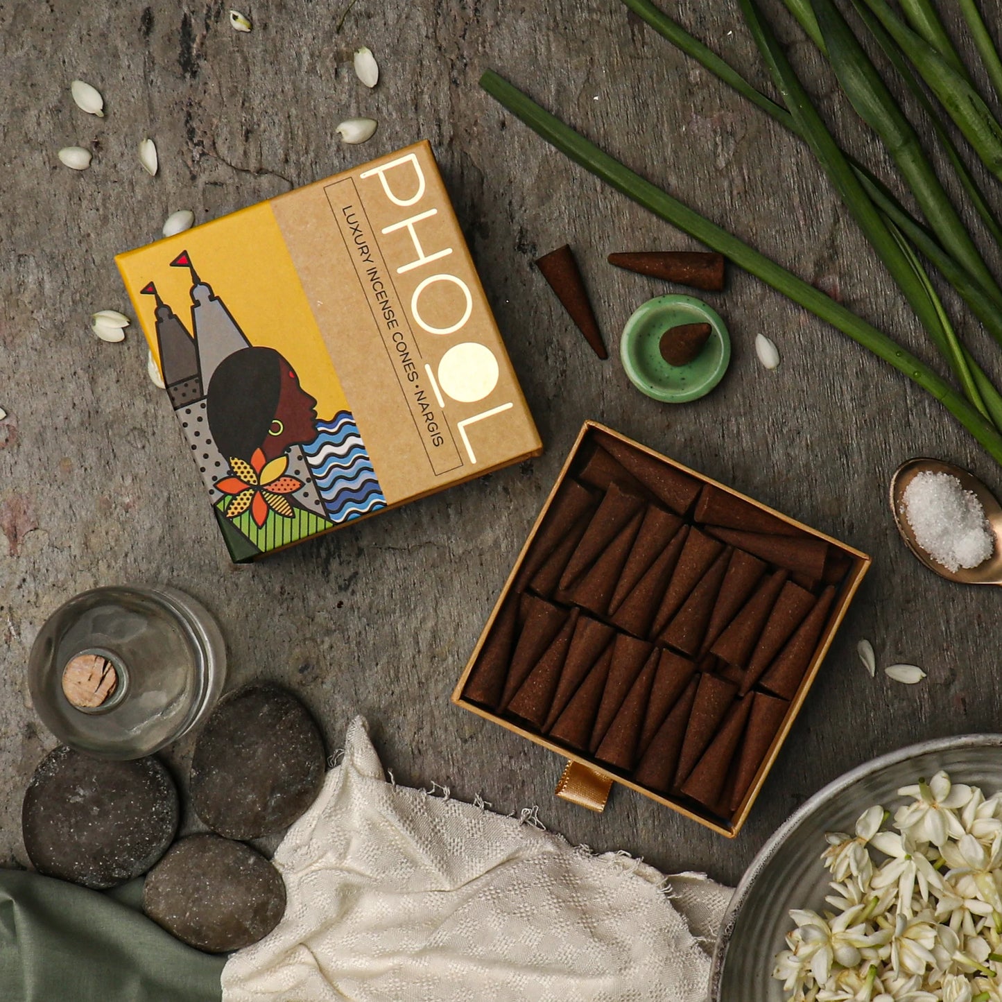 Phool NARGIS Luxury Incense Cones (40 cones)